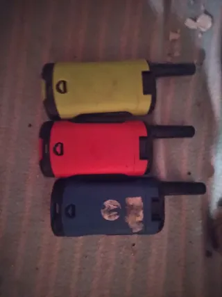 3 Walkie Talkies Motorola