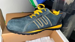 Zapatos de trabajo Workteam azul y amarillo