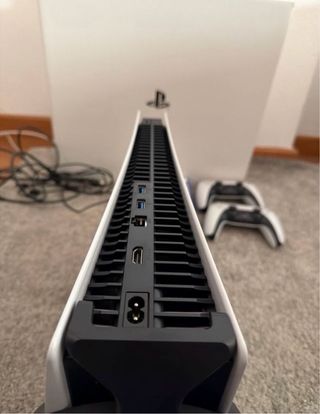 Consola PlayStation 5 + 2 mandos + 6 juegos