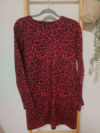Vestido estampado leopardo rojo y negro
