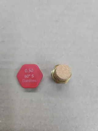 Iniettore per caldaia a gasolio