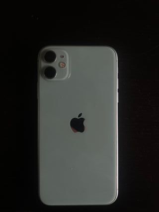 2x iPhone 11 100% de batería los dos y uno verde o