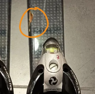 Esquís Dynastar Agyl Pista con fijaciones salomon