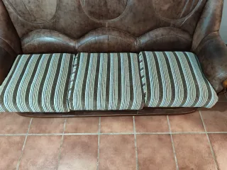 Sofá y 2 sillones de piel