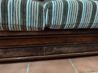 Sofá y 2 sillones de piel