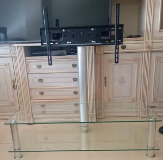 Mesa cristal con soporte TV