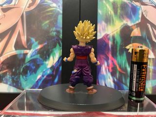 Figura Gohan Dragon Ball Salvat