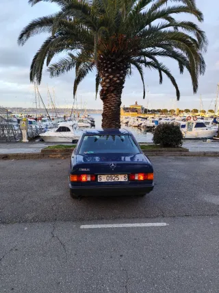 Mercedes-Benz 190 E 1988
