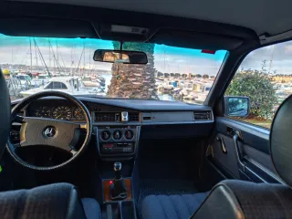 Mercedes-Benz 190 E 1988