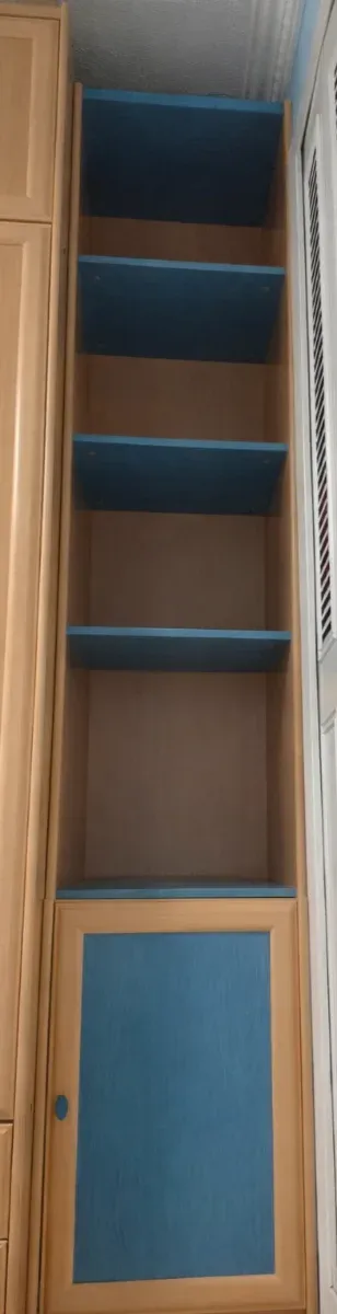 Estantería juvenil madera de haya azul y marrón