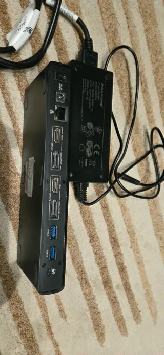 Dock Station HP con Fuente de Alimentación