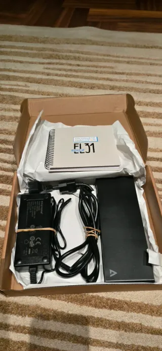 Dock Station HP con Fuente de Alimentación