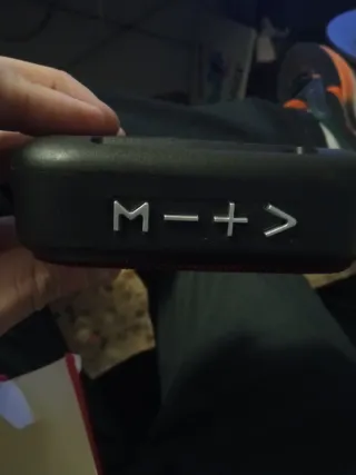 Altavoz Bluetooth Rojo