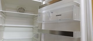 Frigorífico Siemens Alto KS38R430IE