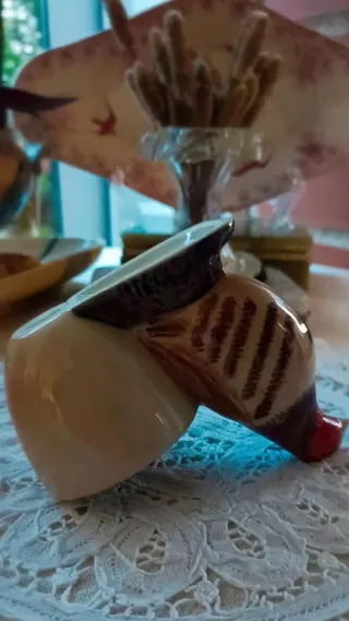 Huevera inglesa de la marca Quail Ceramics