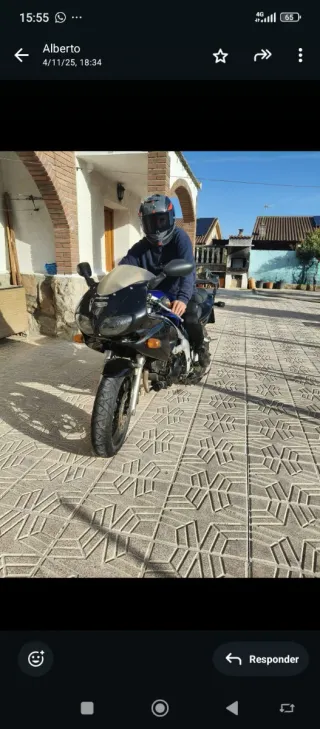 Suzuki Sportbike Negra y Azul vendo o cambio