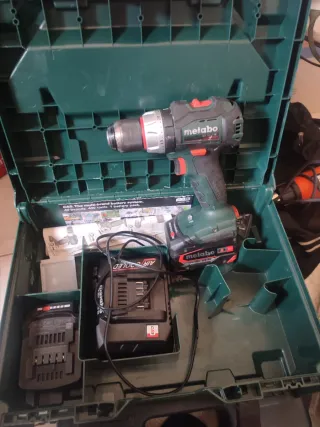 Taladro percutor Metabo SB 18 LT BL