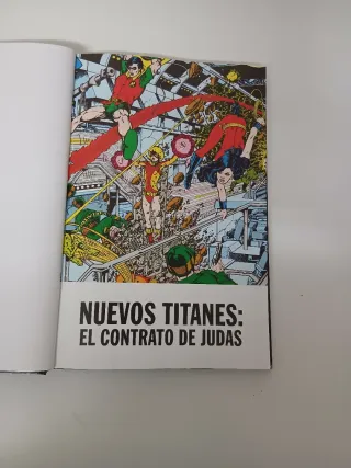 DC Comics (Spanish Edition)