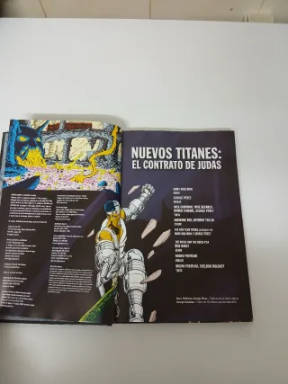 DC Comics (Spanish Edition)