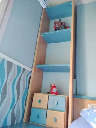 Estantería en  haya con módulo  de cajones