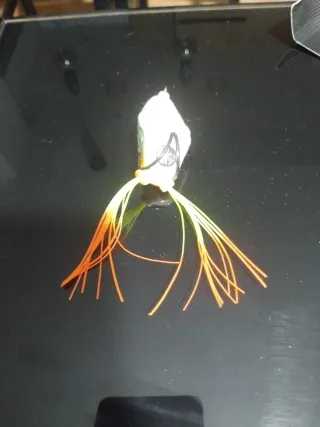 Señuelo de pesca tipo rana GOTURE