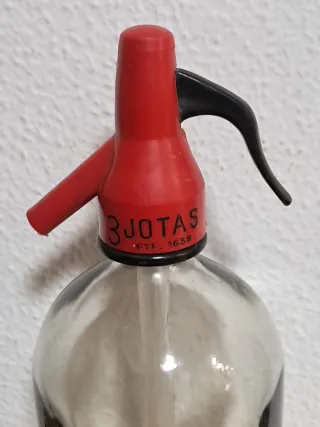 Sifón antiguo 3 Jotas