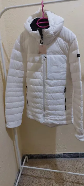 Chaqueta acolchada blanca mujer