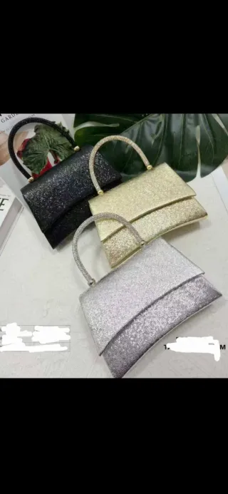 Bolsos de fiesta con pedrería