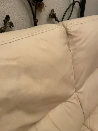 Sofá de piel beige 160cm