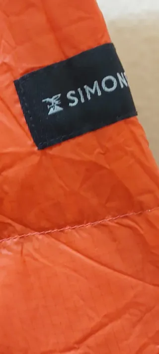 Chaqueta polar roja nueva sin usar