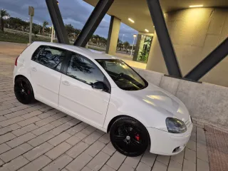 Volkswagen Golf 2004 83.000km
