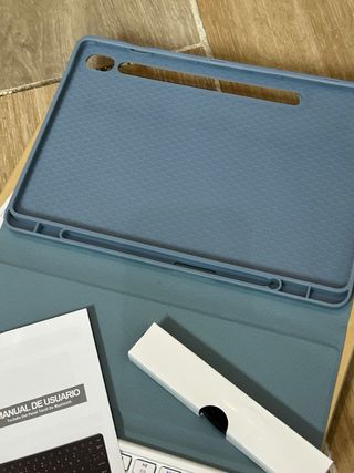 IVEOPPE Funda Teclado Samsung Tab S10 FE 2025