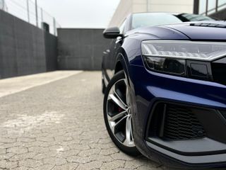AUDI Q8 60 TFSIe Black Line Pl quattro tip