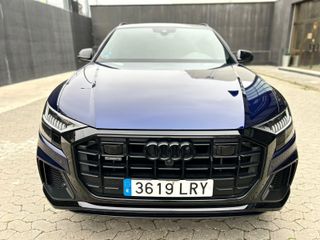 AUDI Q8 60 TFSIe Black Line Pl quattro tip