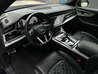 AUDI Q8 60 TFSIe Black Line Pl quattro tip