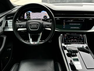 AUDI Q8 60 TFSIe Black Line Pl quattro tip