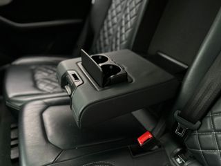 AUDI Q8 60 TFSIe Black Line Pl quattro tip