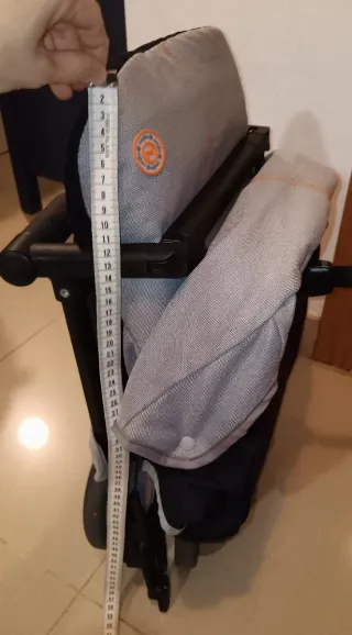 Carrito de bebé Cybex plegable modelo Libelle.