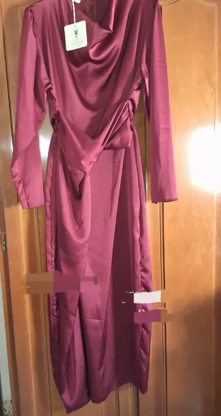 Lote de resto de tienda vestidos, conjuntos y chaq