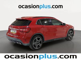 Mercedes-Benz GLA 200 d Urban 100 kW (136 CV)