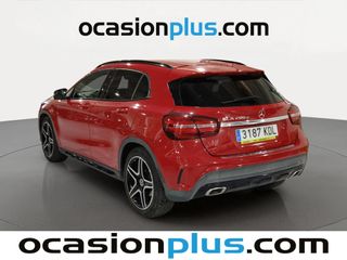 Mercedes-Benz GLA 200 d Urban 100 kW (136 CV)
