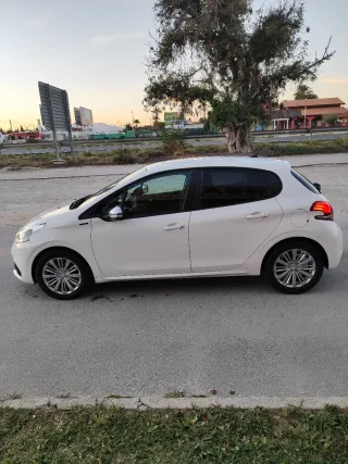Peugeot 208 2019