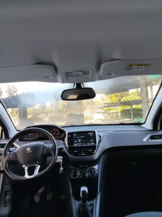 Peugeot 208 2019