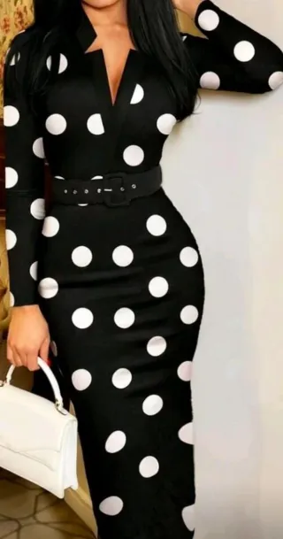 Vestido elegante lunares negro y blanco
