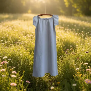 Antiguo camisón de puro lino tejido a mano