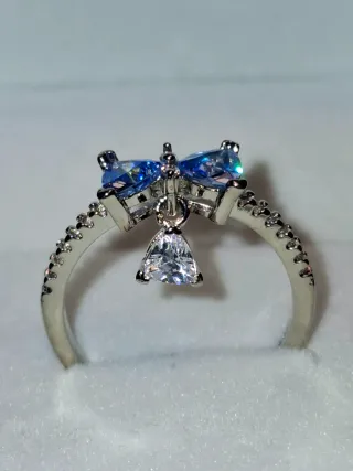 Anel lacinho em prata esterlina 925