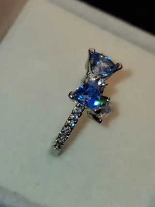 Anel lacinho em prata esterlina 925