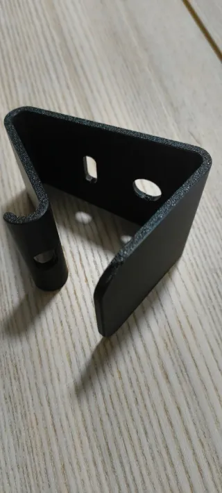 Soporte móvil negro compacto impreso en 3D