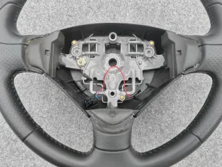 Volante de cuero citroen berlingo 2018