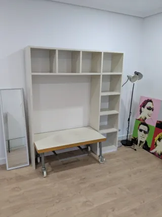 Mesa baja madera y metal con ruedas